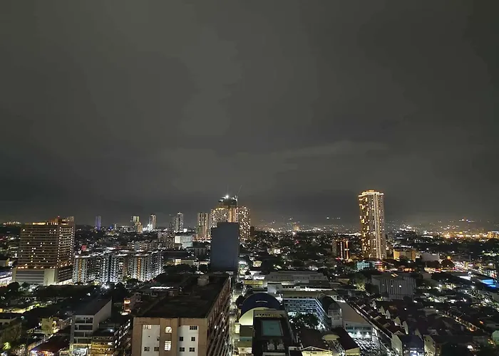 1 Bedroom Manhattan Heights Araneta Cubao 4* Manila